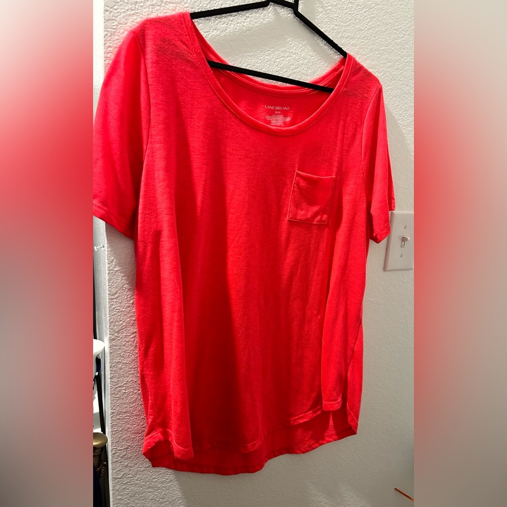 Lane Bryant tee shirt. Size 14-16. Pink